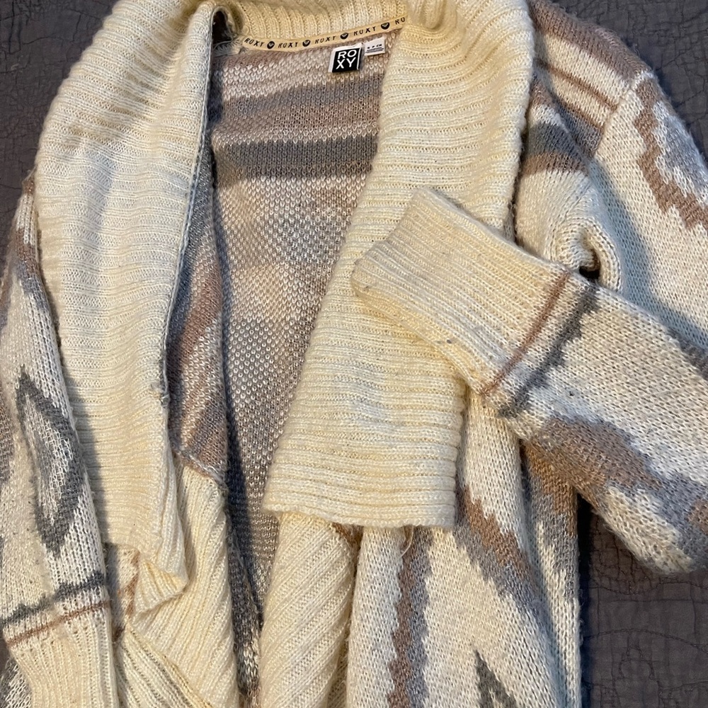 Roxy Aztec Cardigan - Picture 3 of 5